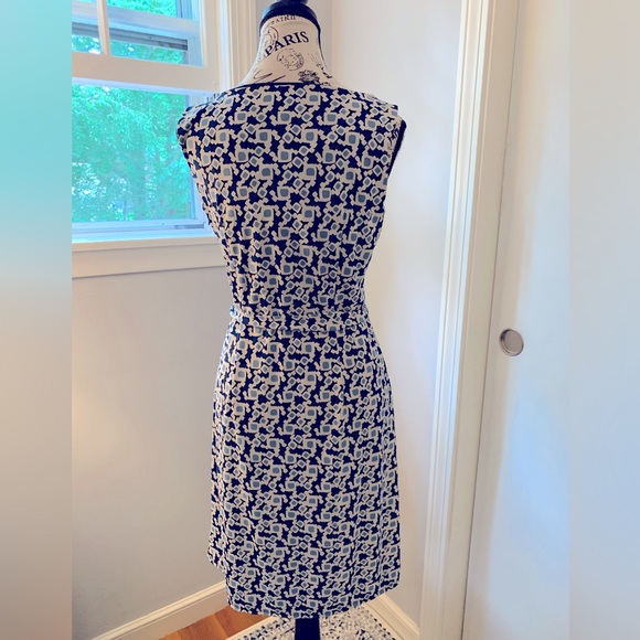 Ann Taylor Loft Dress - Picture 2 of 8